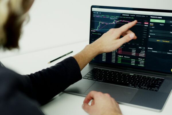 Common Mistakes to Avoid When Starting a Side Hustle